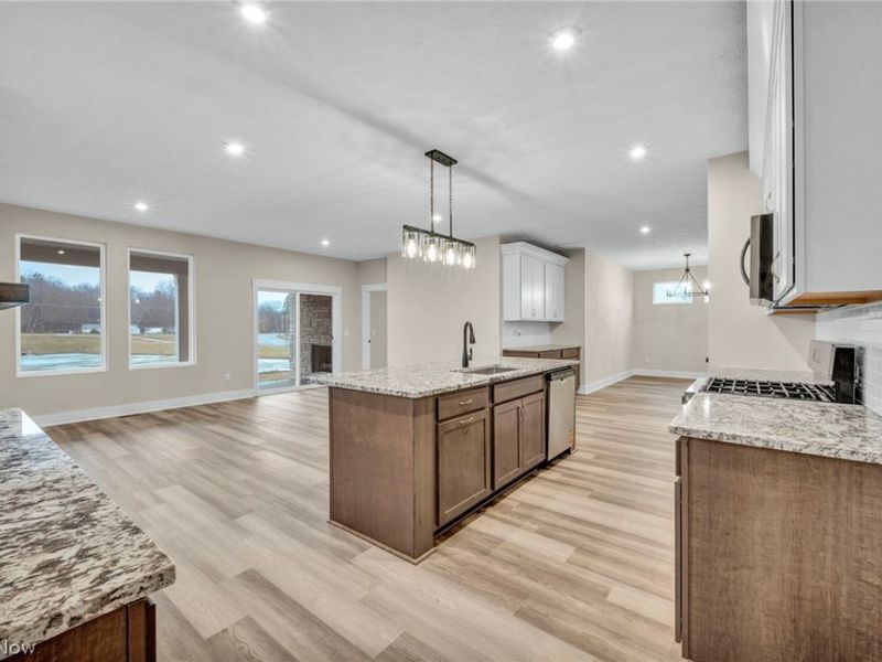 3630 Great Windsor Lane, Green, OH 44685 Photo 13