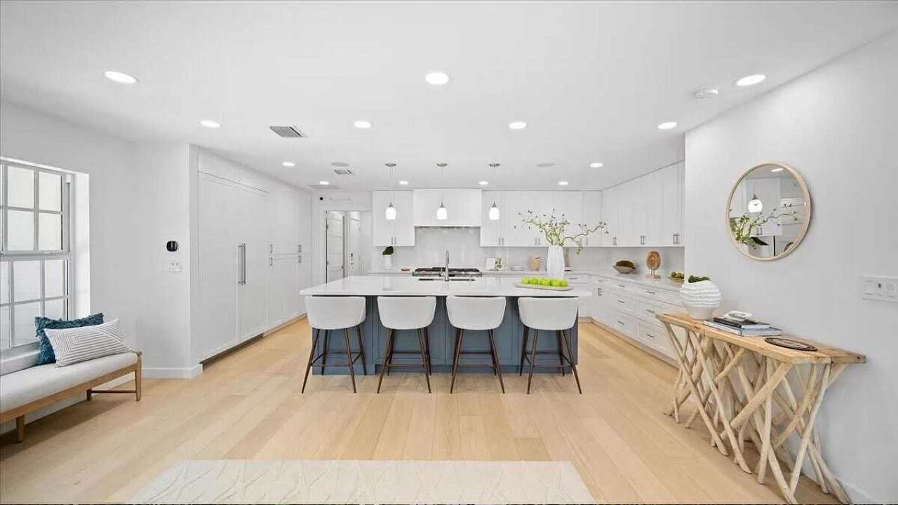 291 Austin Lane, West Palm Beach, FL 33401 Photo