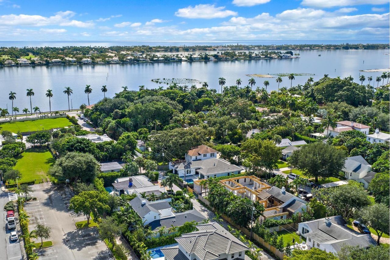 291 Austin Lane, West Palm Beach, FL 33401 Photo