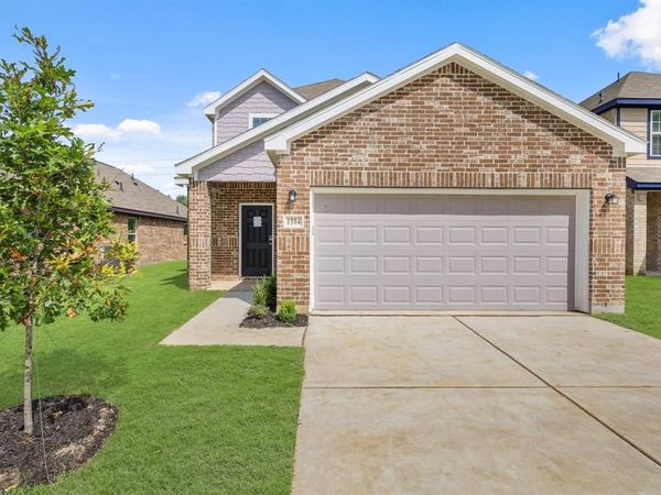 1504 Romans Road, Ennis, TX 75119