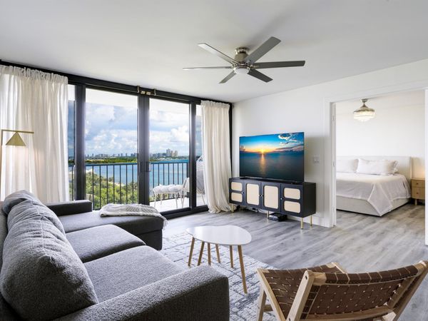 5600 N Flagler Drive, Unit 1207, West Palm Beach, FL 33407
