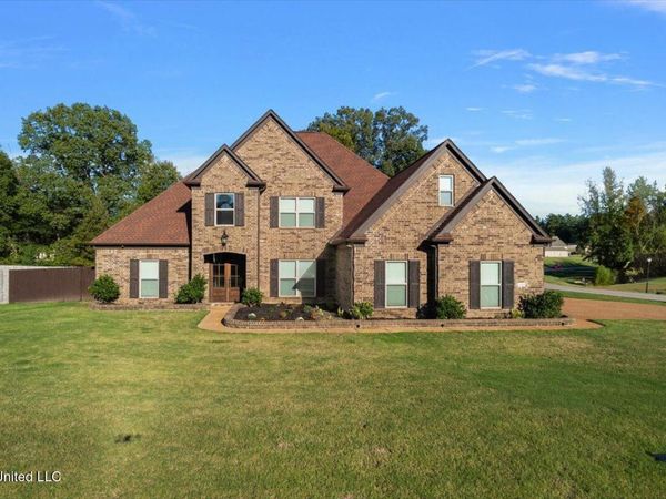 3328 Straw Bridge Road, Olive Branch, MS 38654