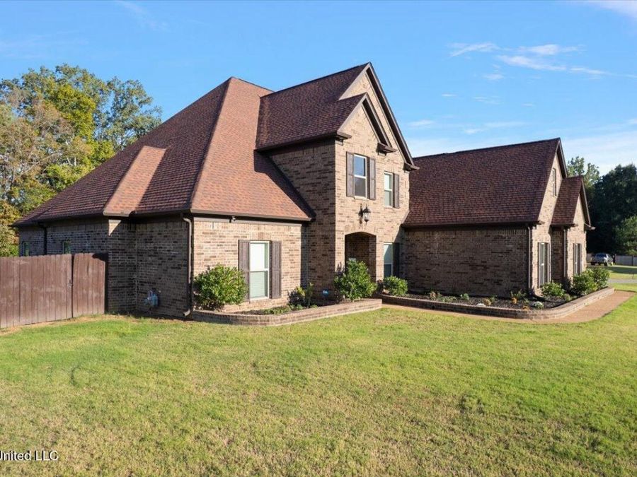 Property Image 4