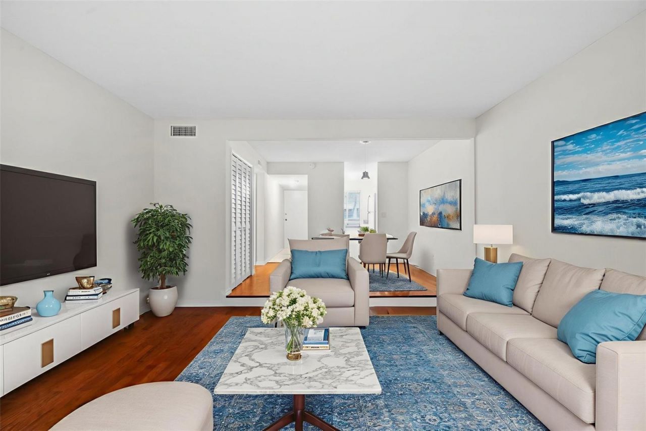 7505 Pitch Pine Circle, Unit 119, Tampa, FL 33617 Photo