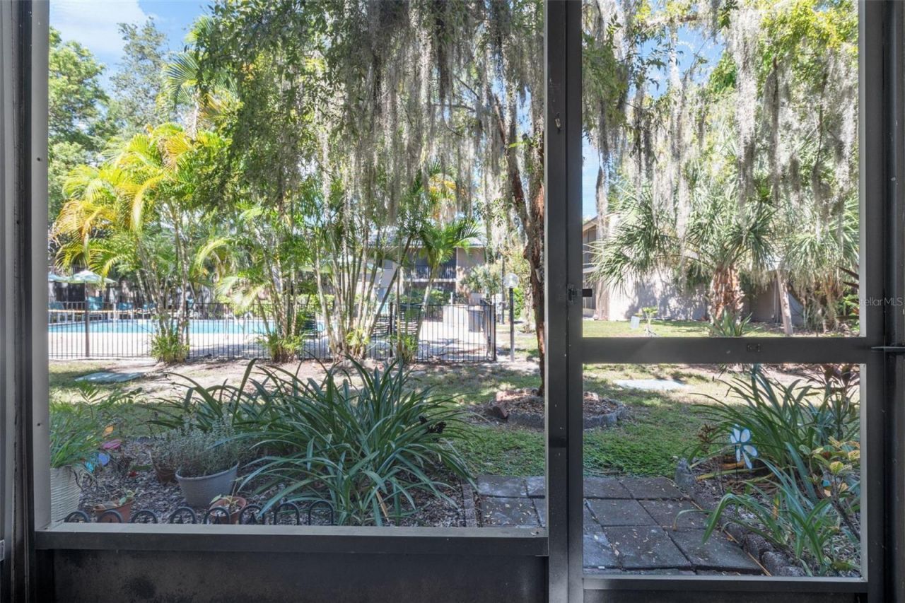 7505 Pitch Pine Circle, Unit 119, Tampa, FL 33617 Photo