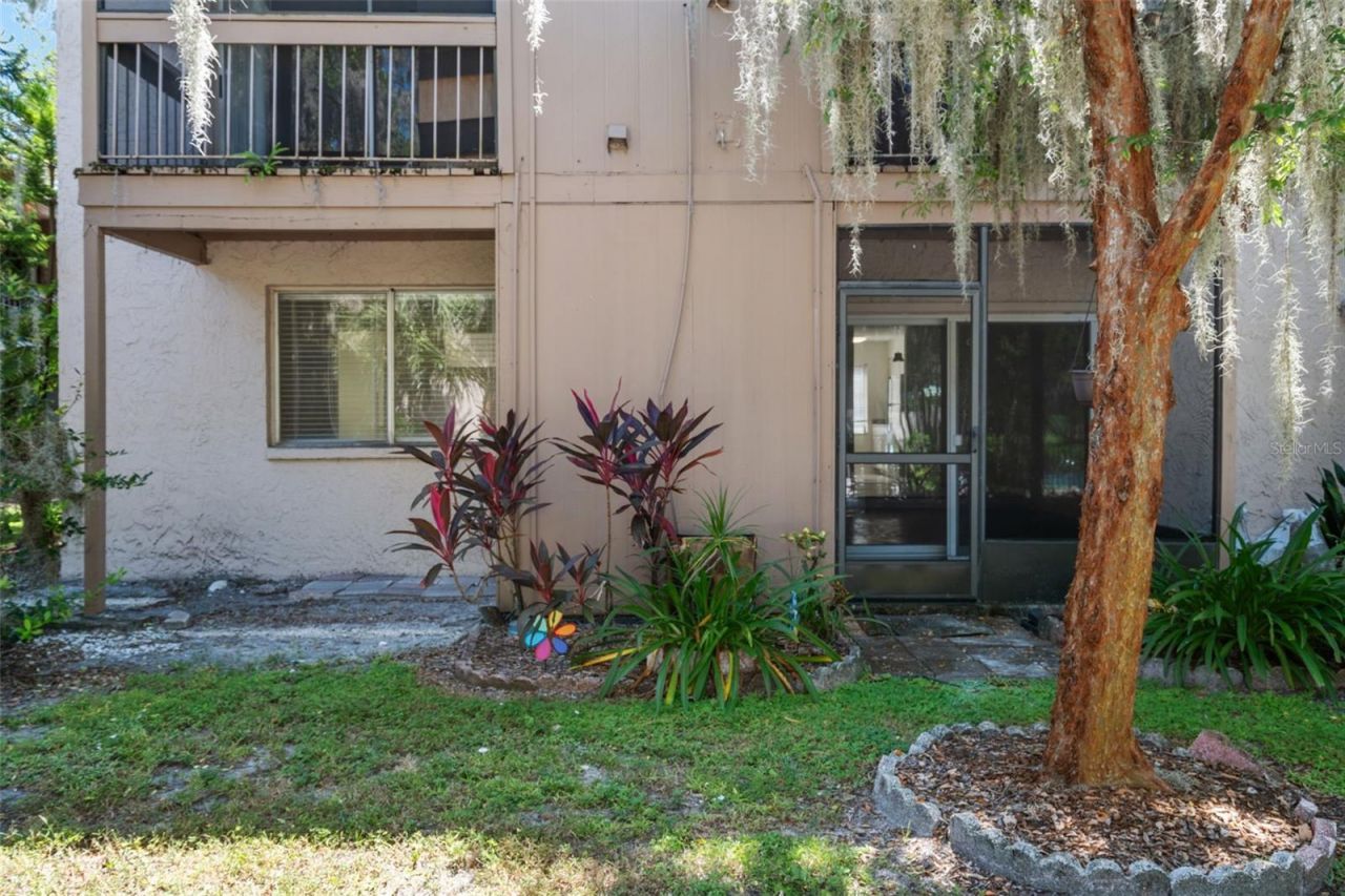 7505 Pitch Pine Circle, Unit 119, Tampa, FL 33617 Photo