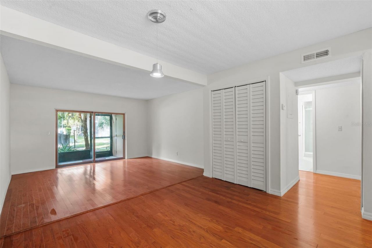 7505 Pitch Pine Circle, Unit 119, Tampa, FL 33617 Photo