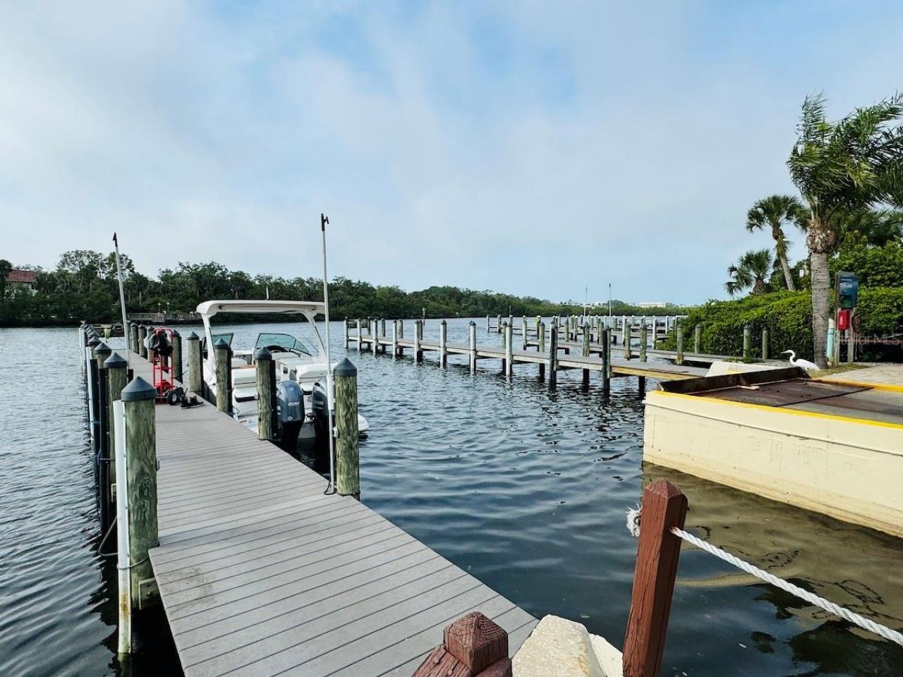 1780 Phillippi Shores Drive, Unit F1-44, Sarasota, FL 34231 Photo