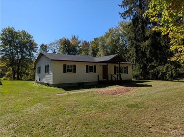 123 Knapp Road, Constantia, NY 13044