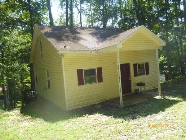 477 Lake Logan Rd, Ardmore, TN 38449