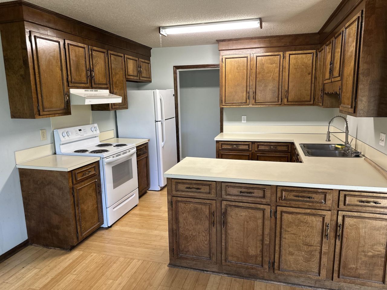 743 Longbranch Drive Photo 9