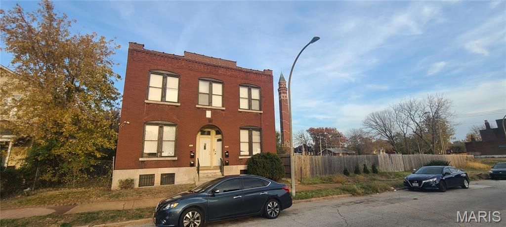 4512 N 19th Street, Saint Louis, MO 63107 Main Photo