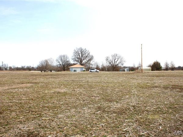 2 Monroe Road 875, Paris, MO 65275
