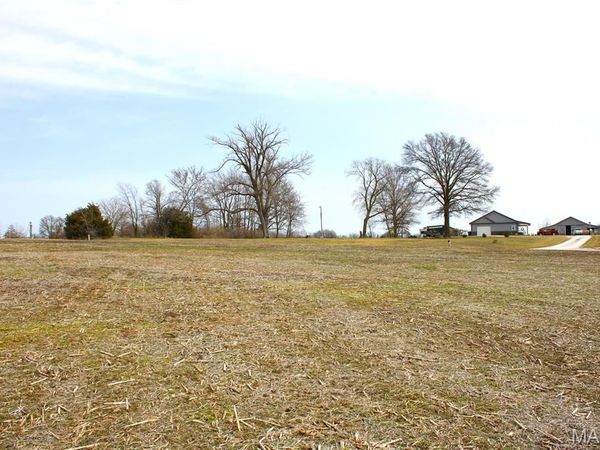 3 Monroe Road 875, Paris, MO 65275