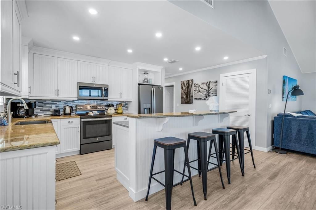 26460 Hickory Blvd, Bonita Springs, FL 34134 Photo