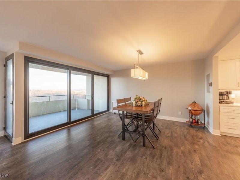 1 Bratenahl Place, Unit 901, Bratenahl, OH 44108 Photo 13