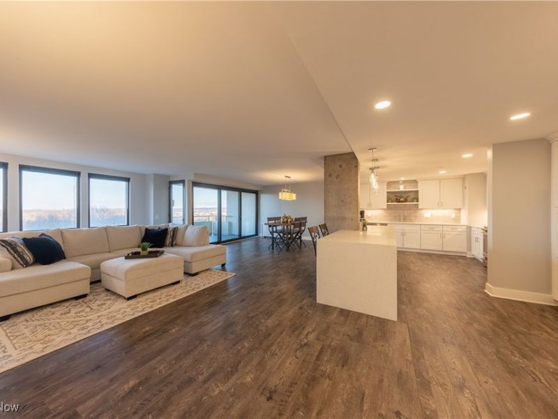 1 Bratenahl Place, Unit 901, Bratenahl, OH 44108 Photo 16