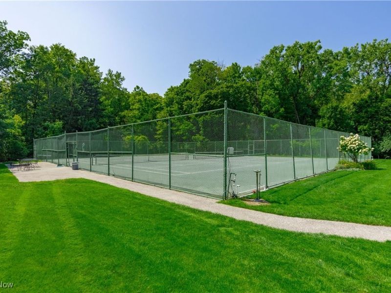 1 Bratenahl Place, Unit 901, Bratenahl, OH 44108 Photo 7