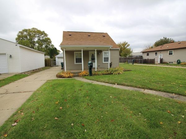 1575 Philomene Boulevard, Lincoln Park, MI 48146