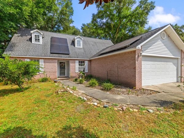 204 Warrior Street, Crestview, FL 32536