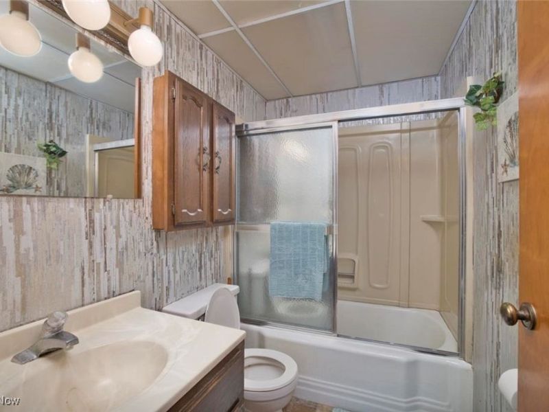 3927 Daisyview Street, Shadyside, OH 43947 Photo 9