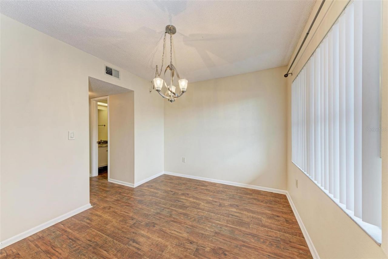 305 30th Avenue W, Unit A210, Bradenton, FL 34205 Photo