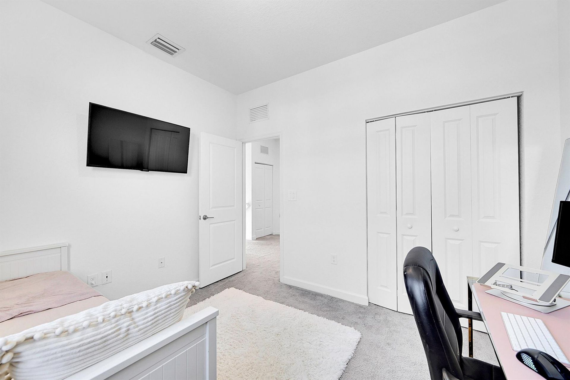 20357 NW 4th Path, Miami Gardens, FL 33169 Photo