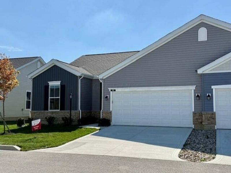 55 Oldham Lane , Delaware, OH 43015 Photo 1