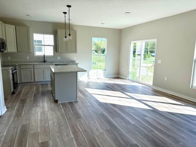 55 Oldham Lane , Delaware, OH 43015 Photo 2