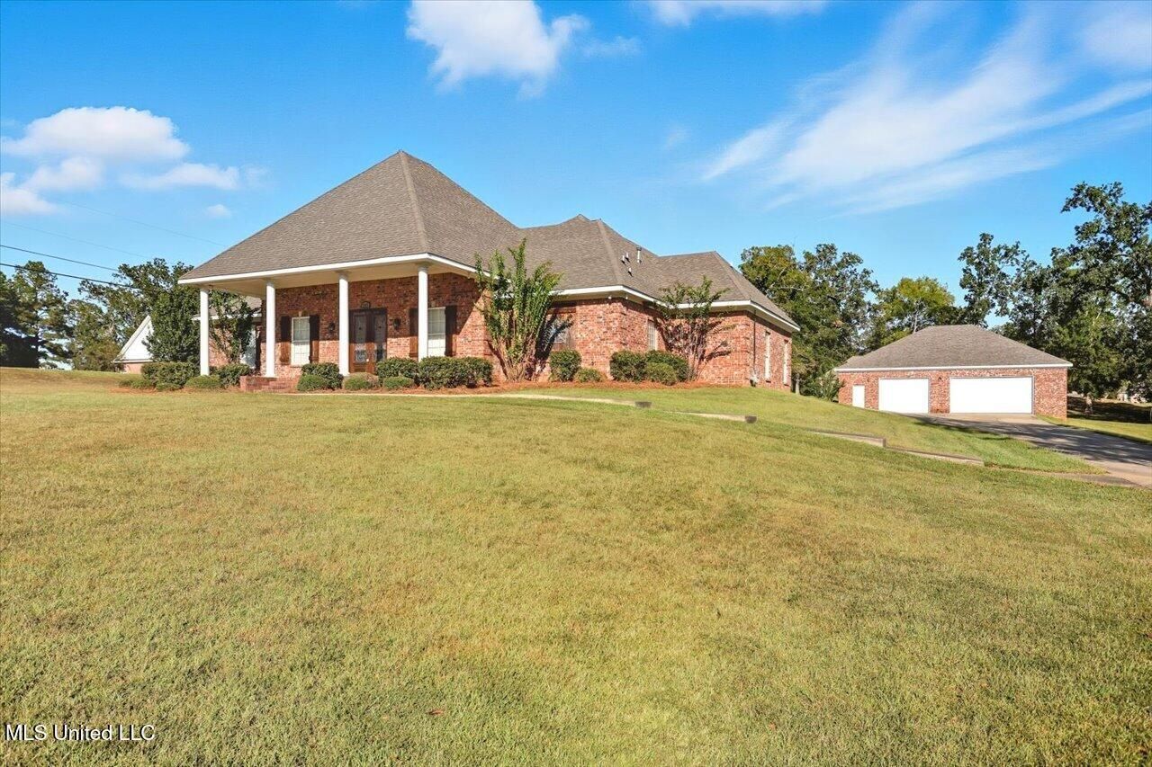 1015 Longwood Place, Pearl, MS 39208 Main Photo
