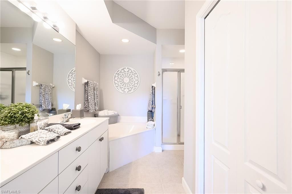 2371 Ravenna Blvd, Unit 101, Naples, FL 34109 Photo