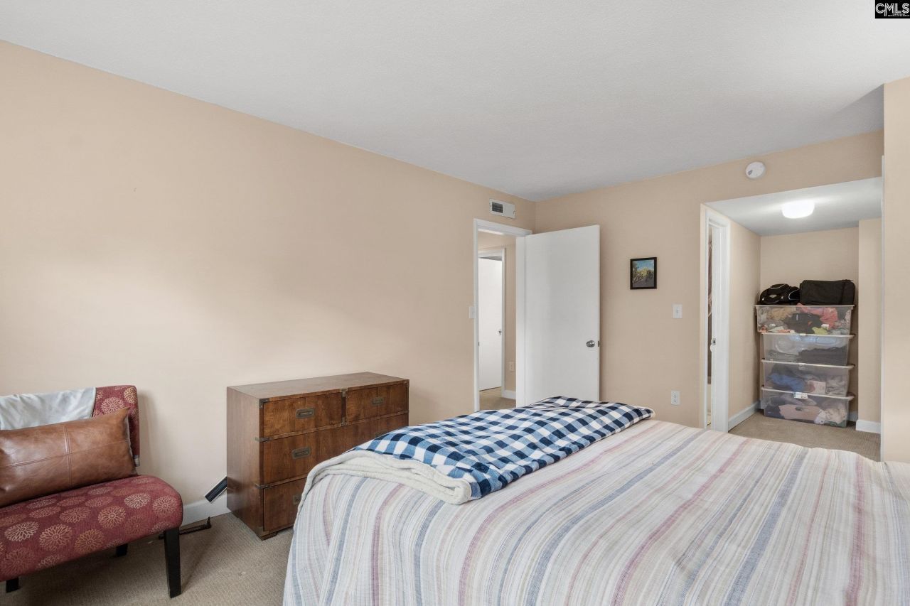 1825 St Julian Place Photo 17