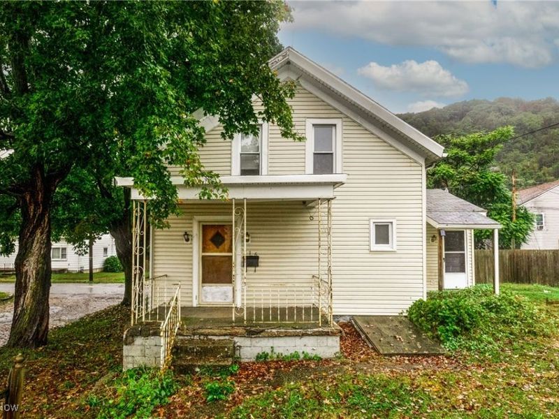 616 Washington Avenue, Wellsville, OH 43968 Photo 1