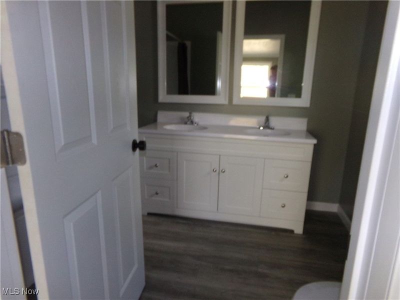 311 Holbrook Street, Kimbolton, OH 43749 Photo 9