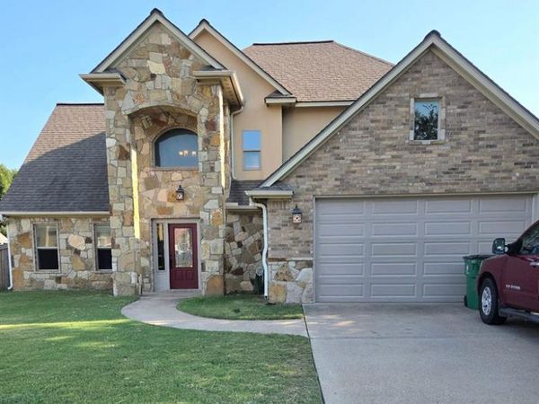 1118 Elk Ridge Drive, Stephenville, TX 76401