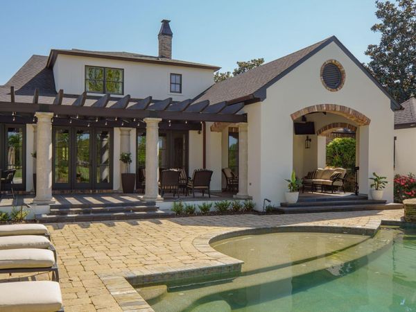 65 Pecan Acres, Hattiesburg, MS 39402