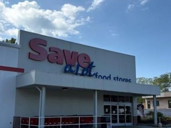 2700 W Osage Street, Pacific, MO 63069