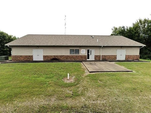 3310 Water Tower Road, Marion, IL 62959