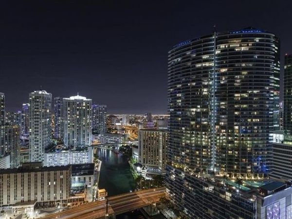 465 Brickell Ave, Unit 2706, Miami, FL 33131