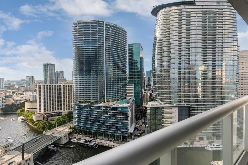 465 Brickell Avenue, Unit 2706, Miami, FL 33131 Photo