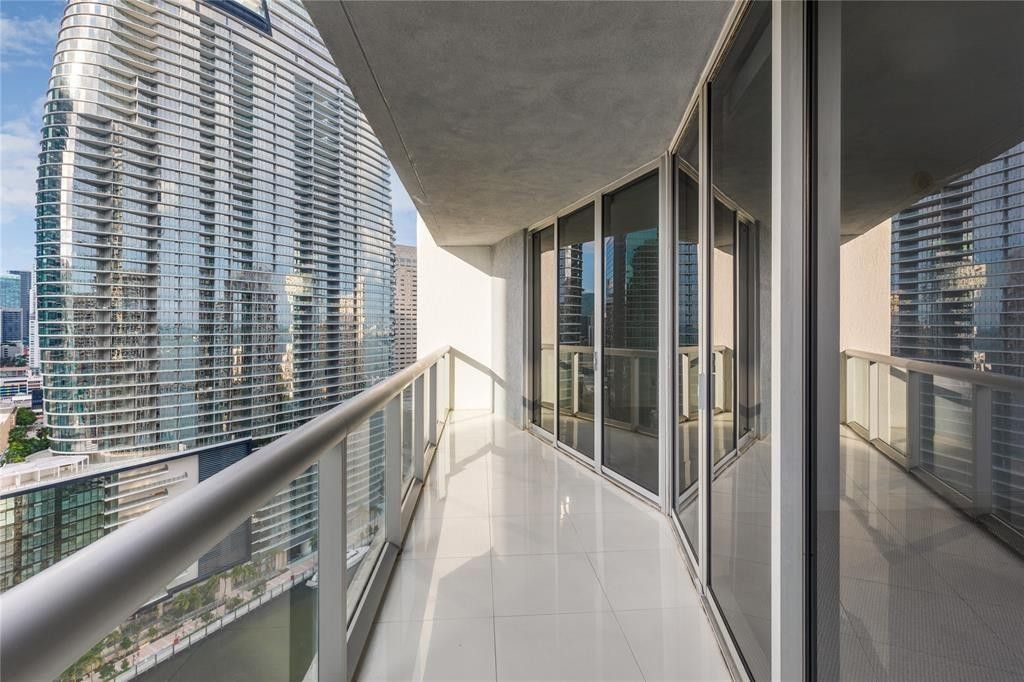 465 Brickell Avenue, Unit 2706, Miami, FL 33131 Photo