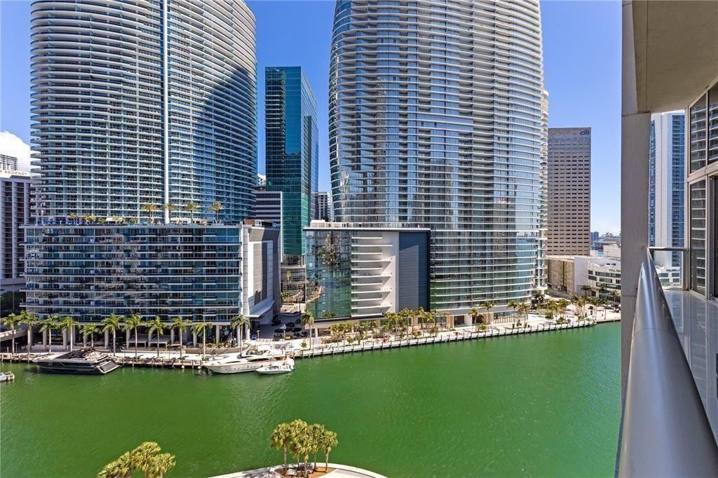 465 Brickell Avenue, Unit 2706, Miami, FL 33131 Photo