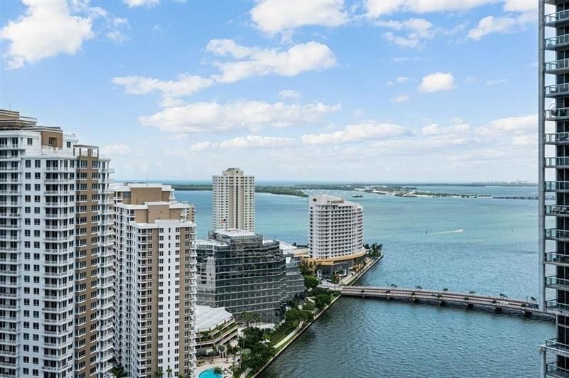 465 Brickell Avenue, Unit 2706, Miami, FL 33131 Photo