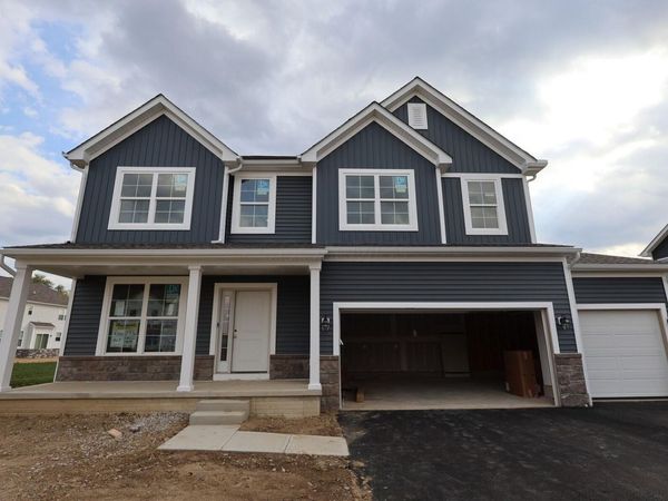 2736 Charlotte Way, Delaware, OH 43015