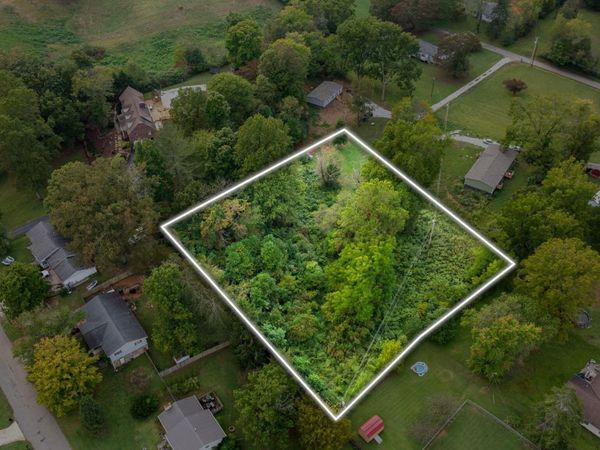 Martha Lee Lane, LaFollette, TN 37766