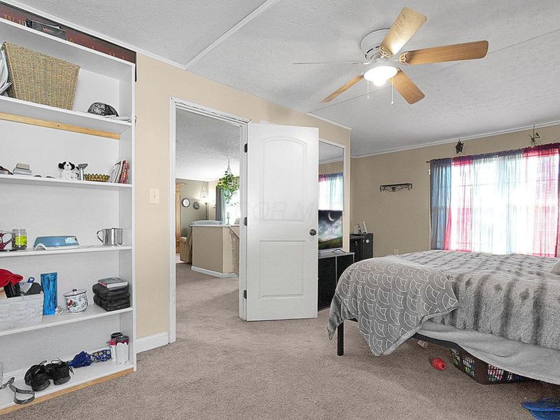 1068 Tobi Drive, Columbus, OH 43207 Photo 30