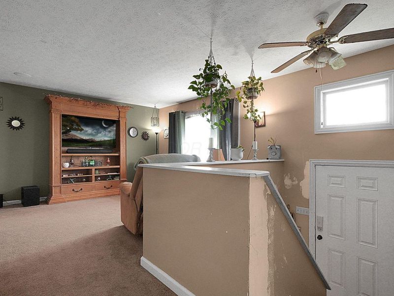 1068 Tobi Drive, Columbus, OH 43207 Photo 6