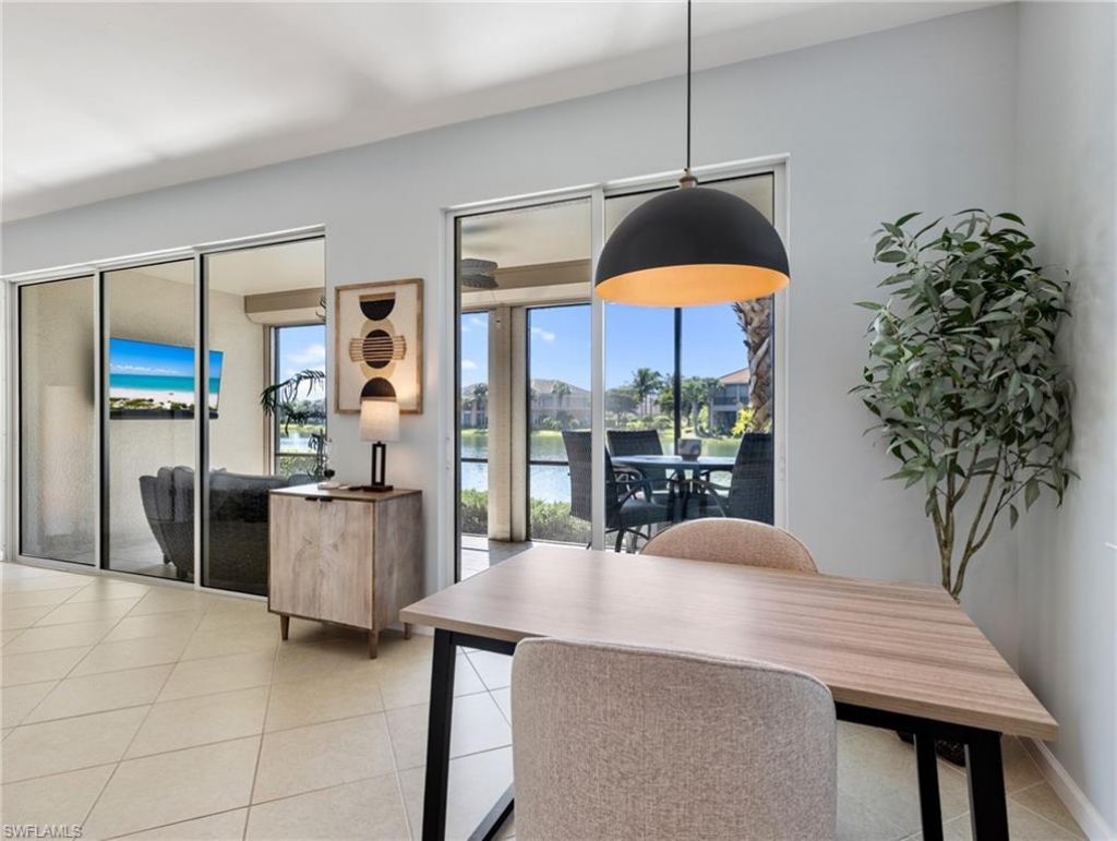 10260 Glastonbury Cir, Unit 102, Fort Myers, FL 33913 Photo