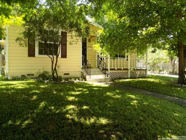 636 W Norwood, San Antonio, TX 78212