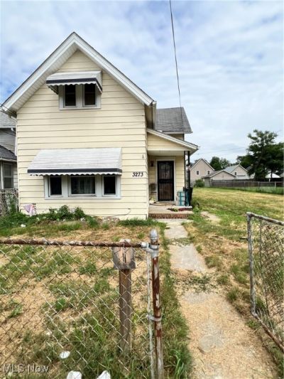 3273 W 50th Street, Cleveland, OH 44102 Main Photo
